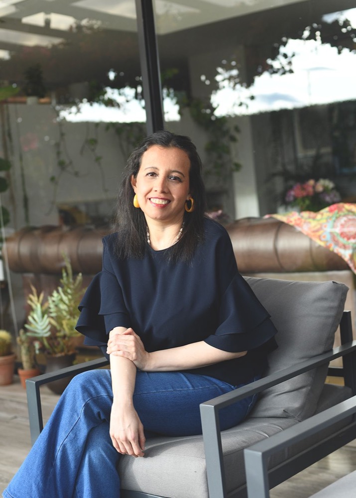 Diana Hernández, psicóloga especialista en terapia sistémica y psicogenealogía